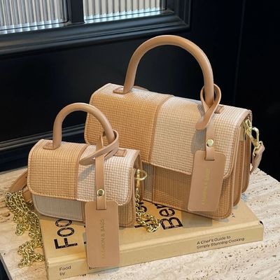 Bolsas de praia de moda para mulheres Bolsa de plástico de grande capacidade com fecho e duas correias