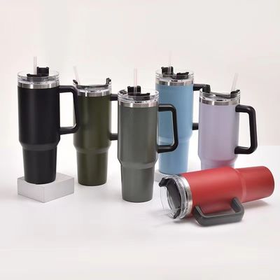 Taças de viagem 40oz Dupla parede isolado Flasca de aço inoxidável para bebidas quentes e frias