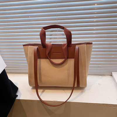 2024 Bolsas de moda de alta capacidade de peso leve Bolsas de designers elegantes para mulheres