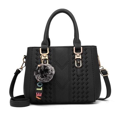 Elegante bolsa de couro com desenho animado e decoração de botões