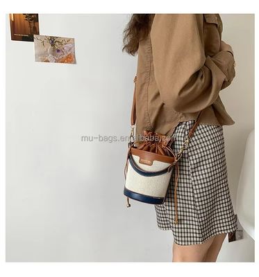 Elegante Saco de balde de designers de luxo para senhoras e meninas com cordas de couro e 2 cores