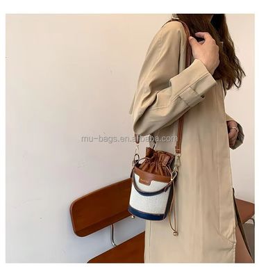 Elegante Saco de balde de designers de luxo para senhoras e meninas com cordas de couro e 2 cores