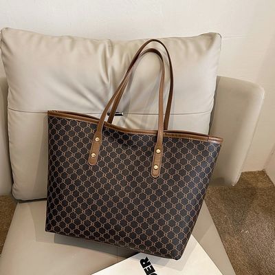 Bolsa de mão em PU de moda de grande capacidade com três alças