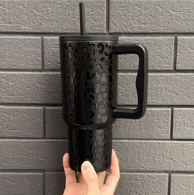 Custom Adventure 40oz Tumbler de aço inoxidável com isolamento de parede dupla e alça