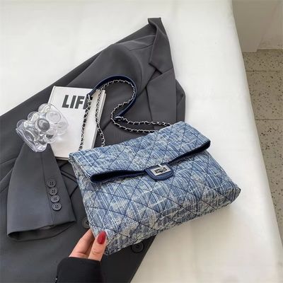 Versão coreana Carinha Bolsa de ombro de cadeia Envio rápido em 3-5 dias para Bolsa de pelúcia feminina