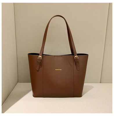 Bolsas de moda feminino de moda de 2024 com cadeia de ouro e alça única