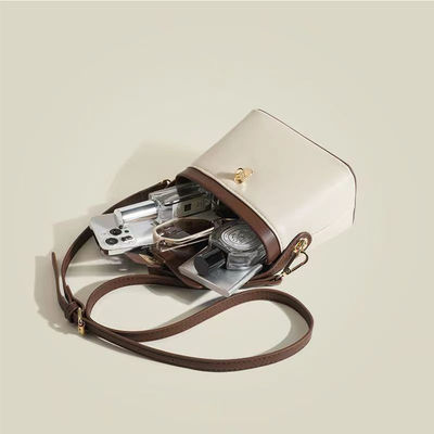 Saco de mão ou crossbody para mulheres de minorias