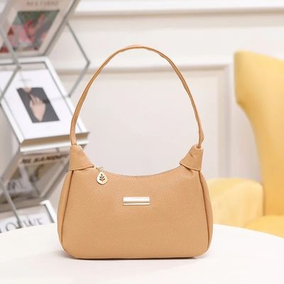 Fechamento de cordas de couro suave de estilo feminino Bolsas de mensageiros de design Bolsa de luxo Bolsa de mão