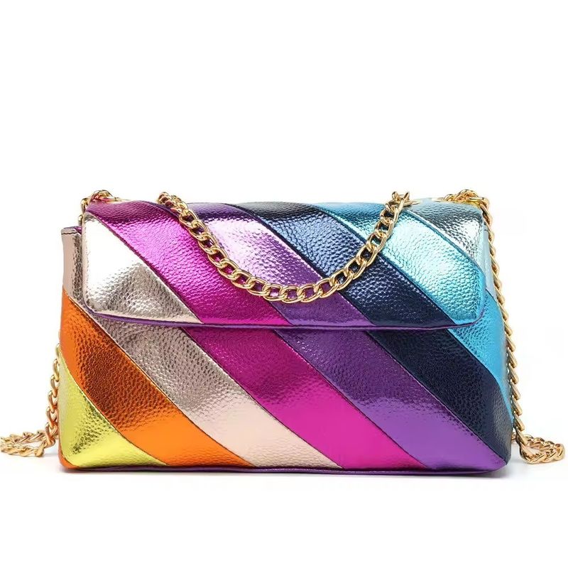 Bolsas de coração de moda para mulheres de verão Bolsas de mão de designers de moda em exquisito couro PU