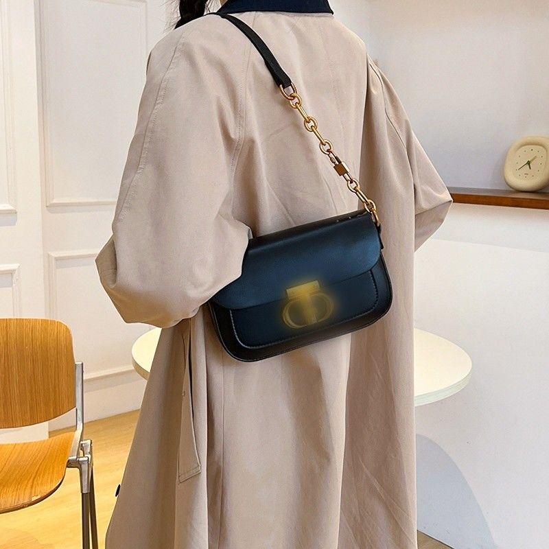 Saco de câmera de moda Saco de ombro de couro PU de design requintado para estilo vintage