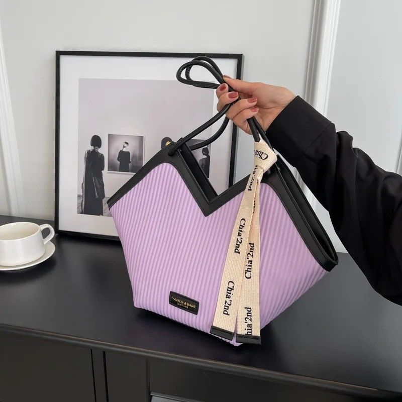 Bolsas de Tote Estilizadas Para Estudantes Com Material de revestimento de caxemira E Decoração de fechadura