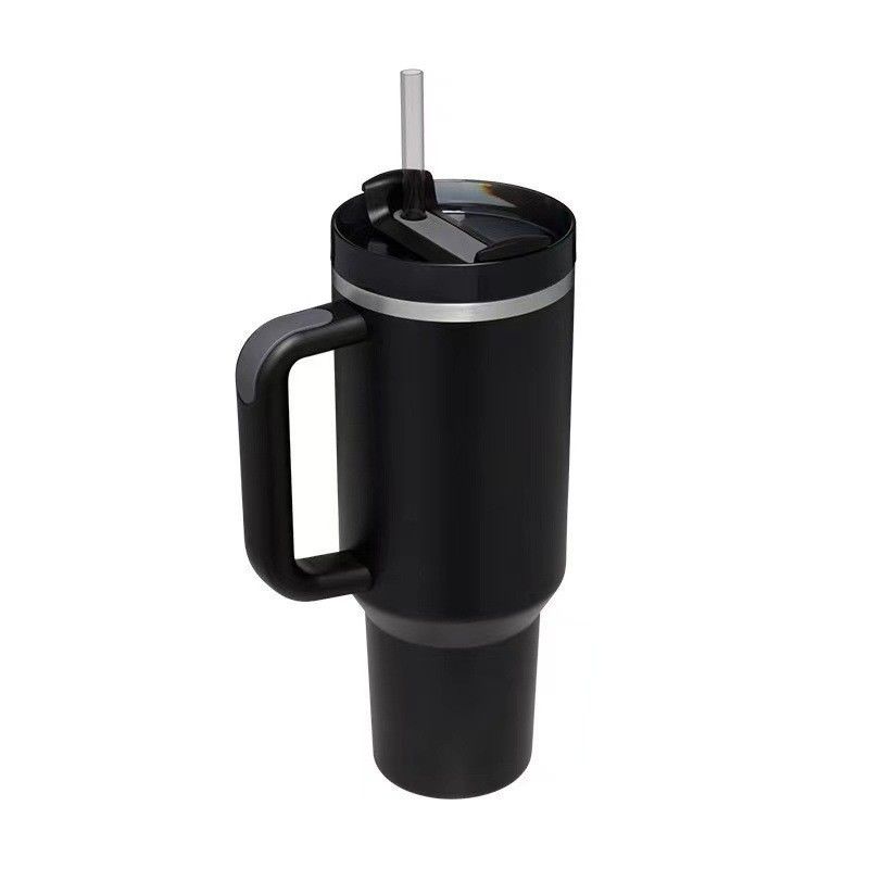 Taça de viagem isolada de aço inoxidável para bebidas quentes e frias em movimento