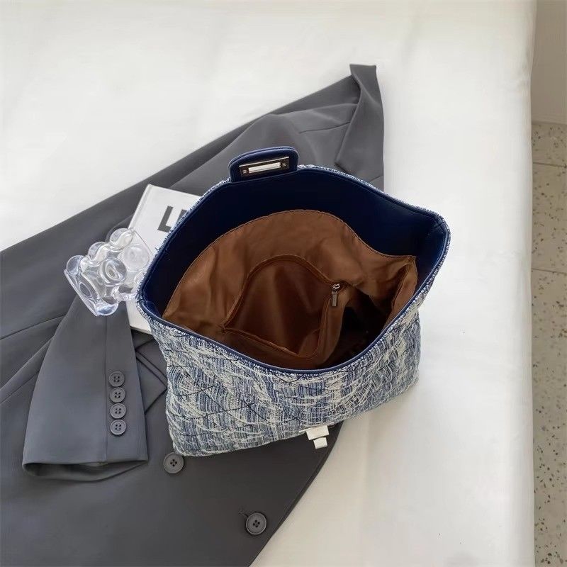 Versão coreana Carinha Bolsa de ombro de cadeia Envio rápido em 3-5 dias para Bolsa de pelúcia feminina